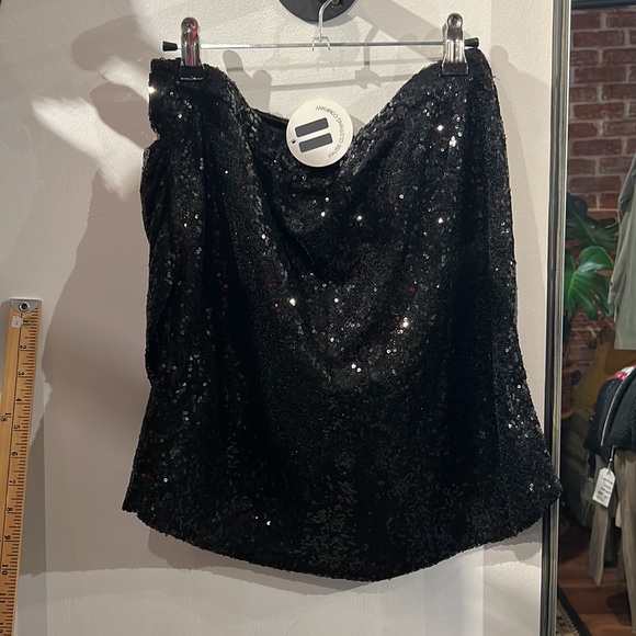 Sequin ruched Mini Skirt with zipper entry - Picture 3 of 3